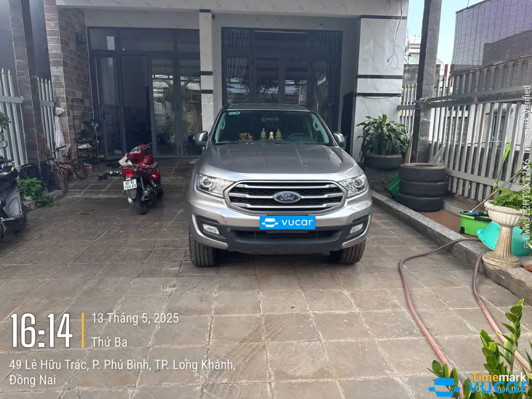 Ảnh xe Ford Everest mt 2019