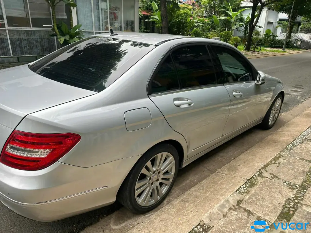 Mercedes C250 2011 - Ngoại thất 5