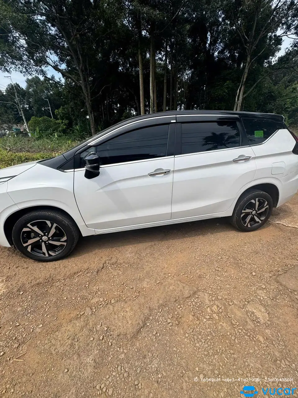Mitsubishi Xpander Premium 1.5 AT 2022 - Ngoại thất 9