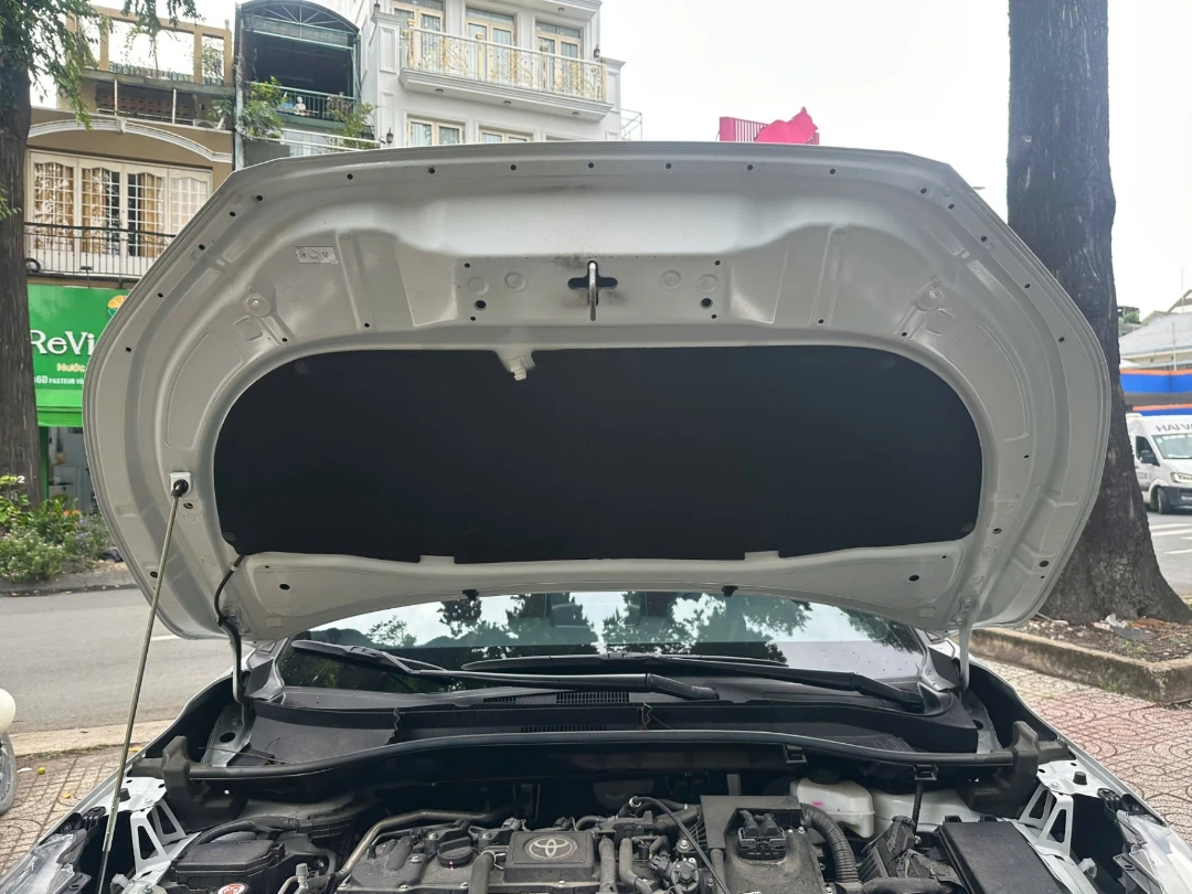 Toyota Corolla cross 1.8HEV 2025 - Khoang động cơ 4