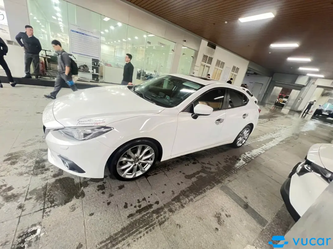 mazda 3 bản 2.0 đời 2016 - Ngoại thất 3