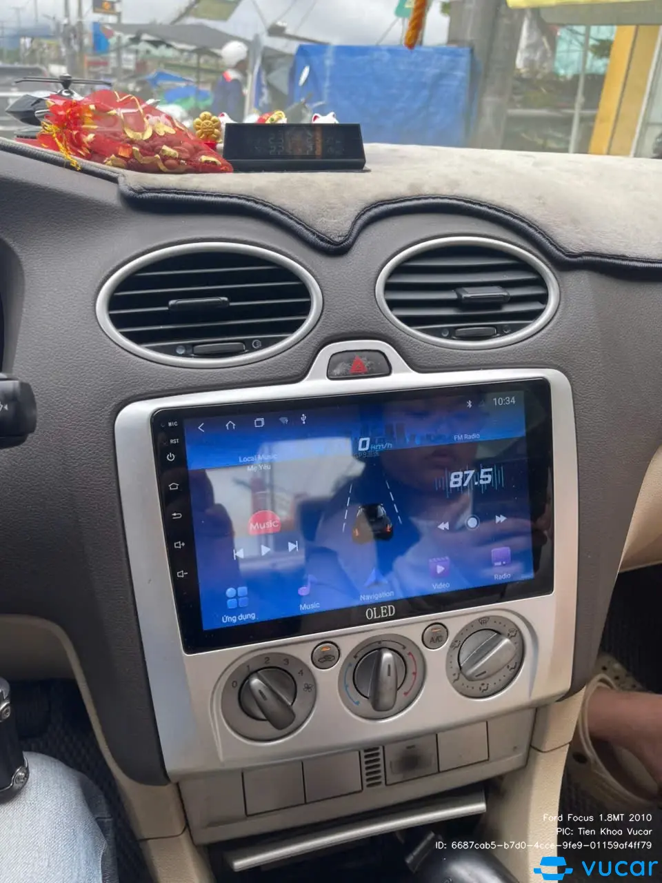 Ford Focus 1.8 MT 2010 - Nội thất 3