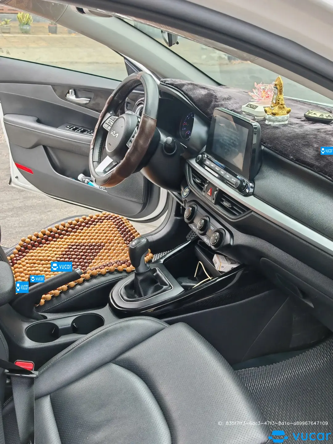 Kia K3 Deluxe 1.6 MT 2022 - Nội thất 4