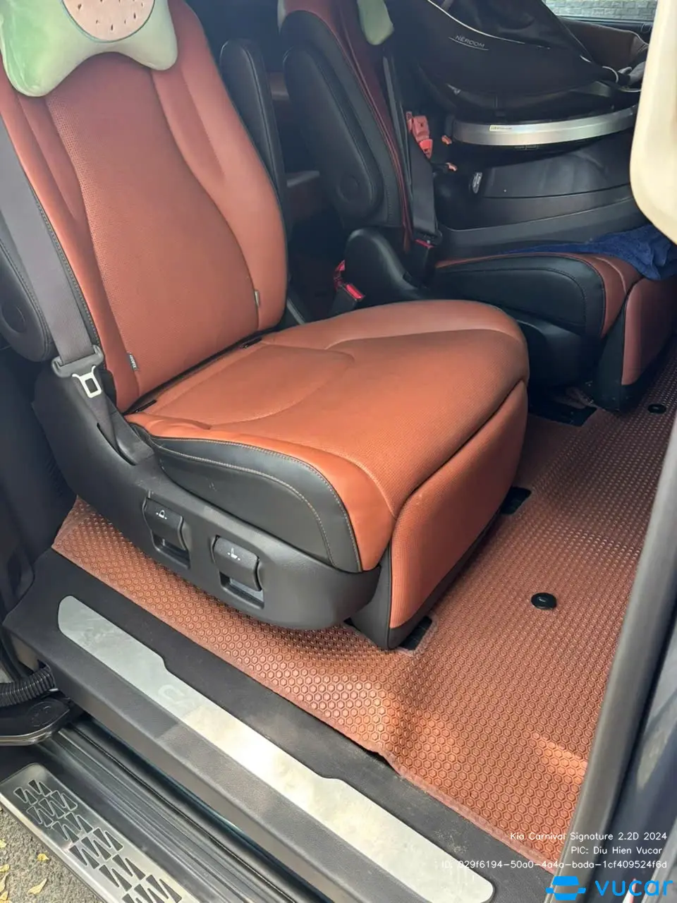 Kia Carnival Signature 2.2D 2024 - Nội thất 1
