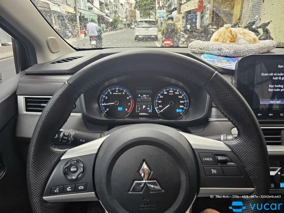 Mitsubishi Xpander Premium 1.5 AT 2023 - Nội thất 2