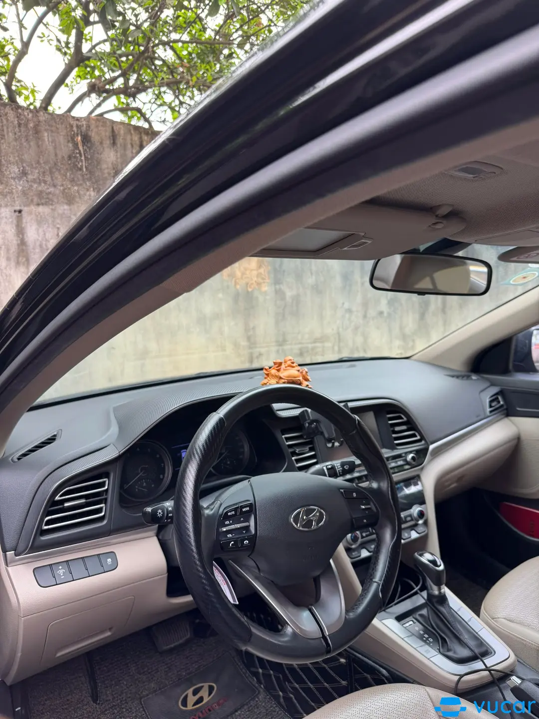 Hyundai Elantra 1.6 AT 2020 - Nội thất 2