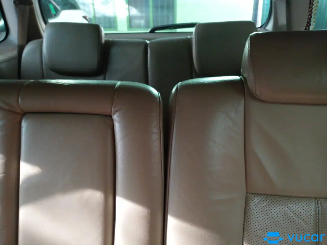 Toyota Fortuner SR5 2.7 AT 2007 - Nội thất 12