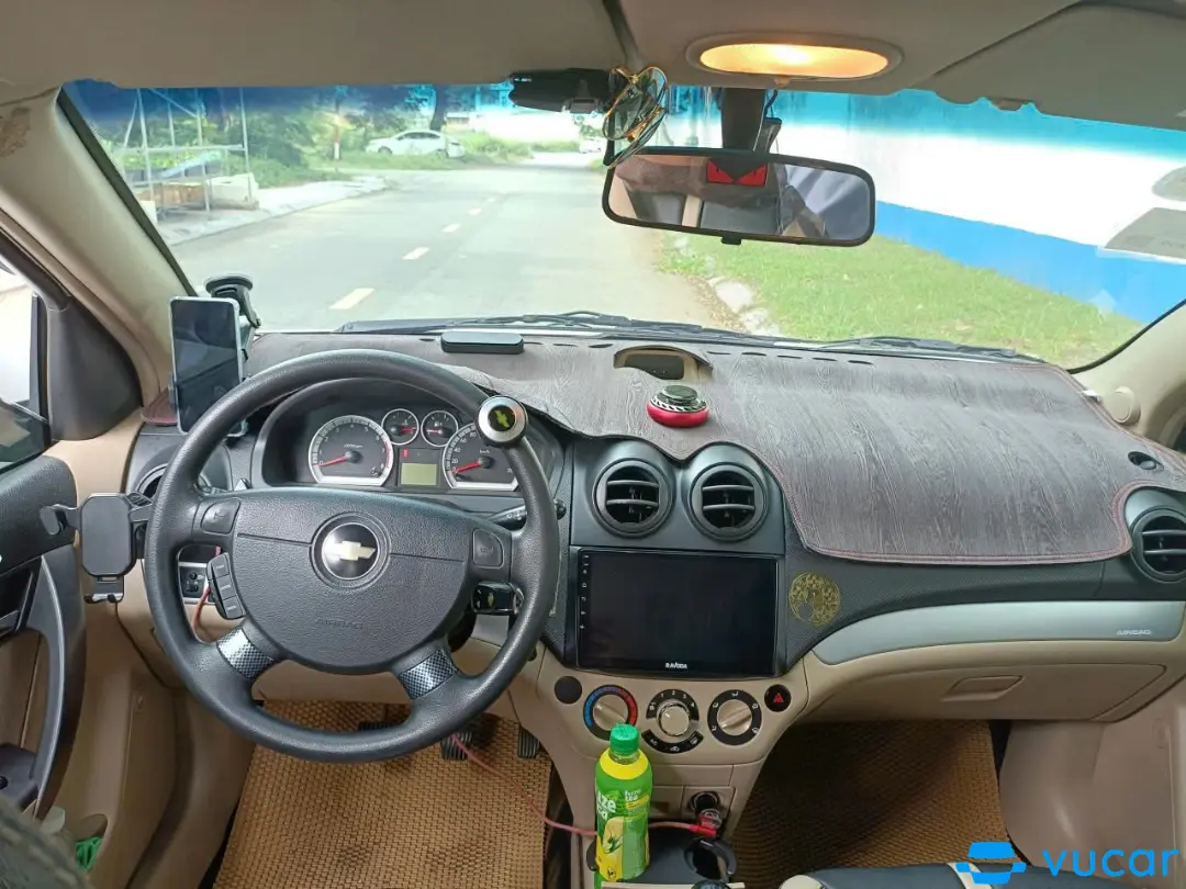 chevrolet aveo số sàn 2018 - Nội thất 1