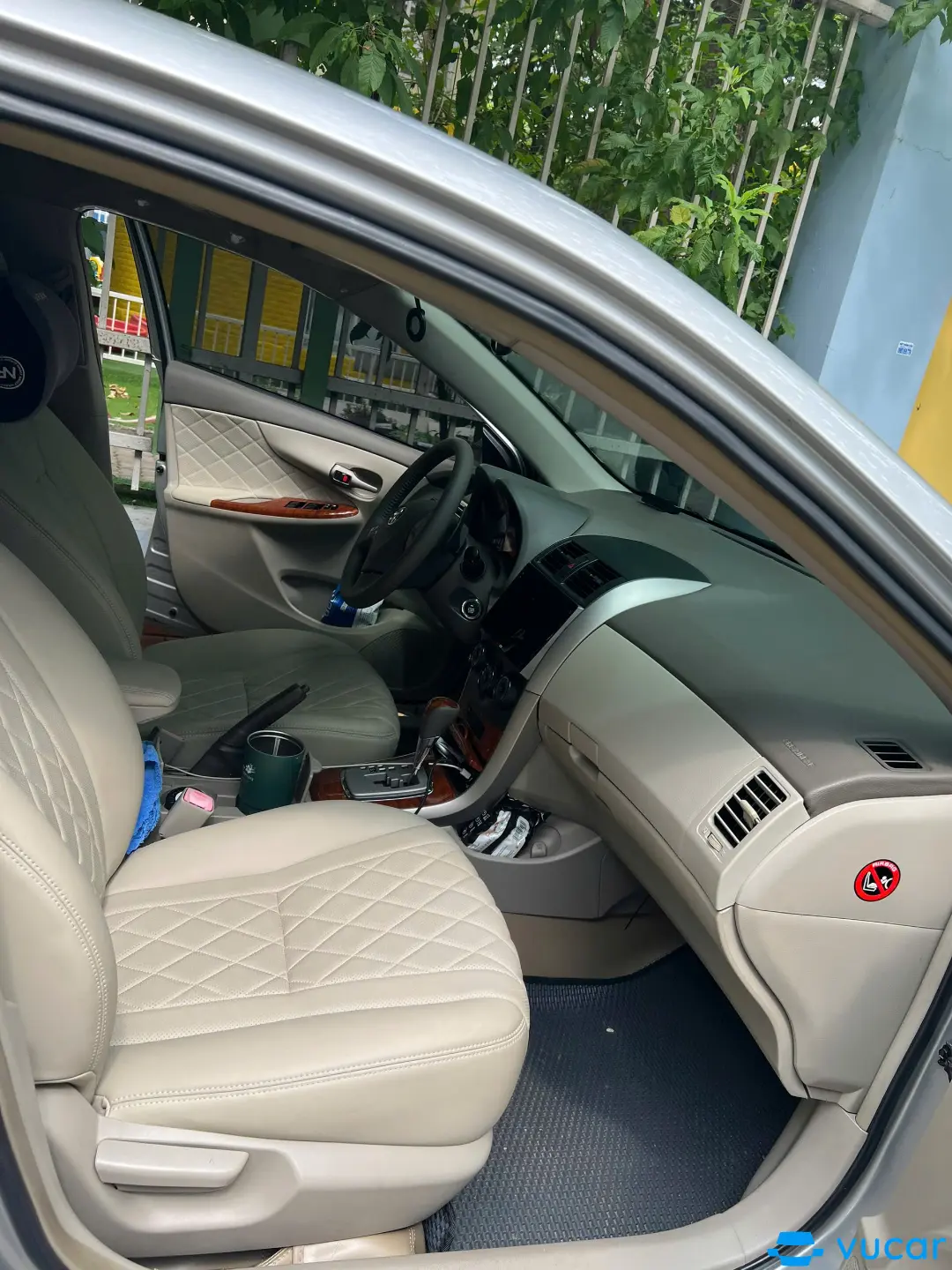 Toyota Altis 2.0V AT 2010 - Nội thất 5