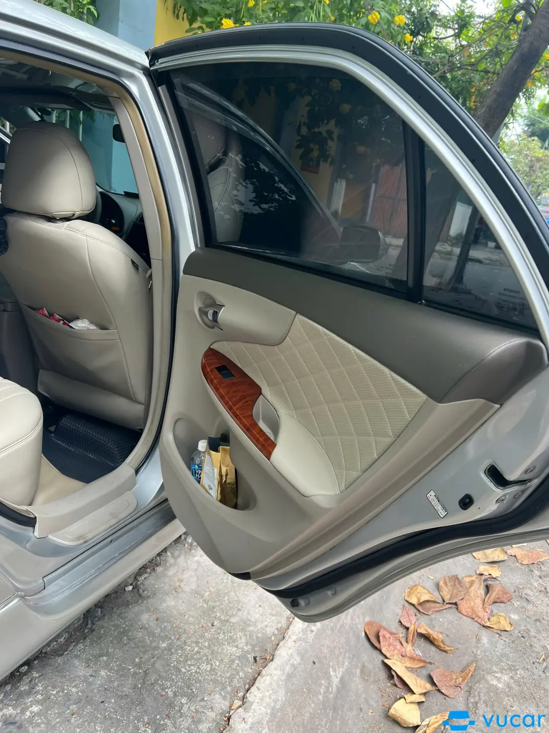 Toyota Altis 2.0V AT 2010 - Nội thất 8