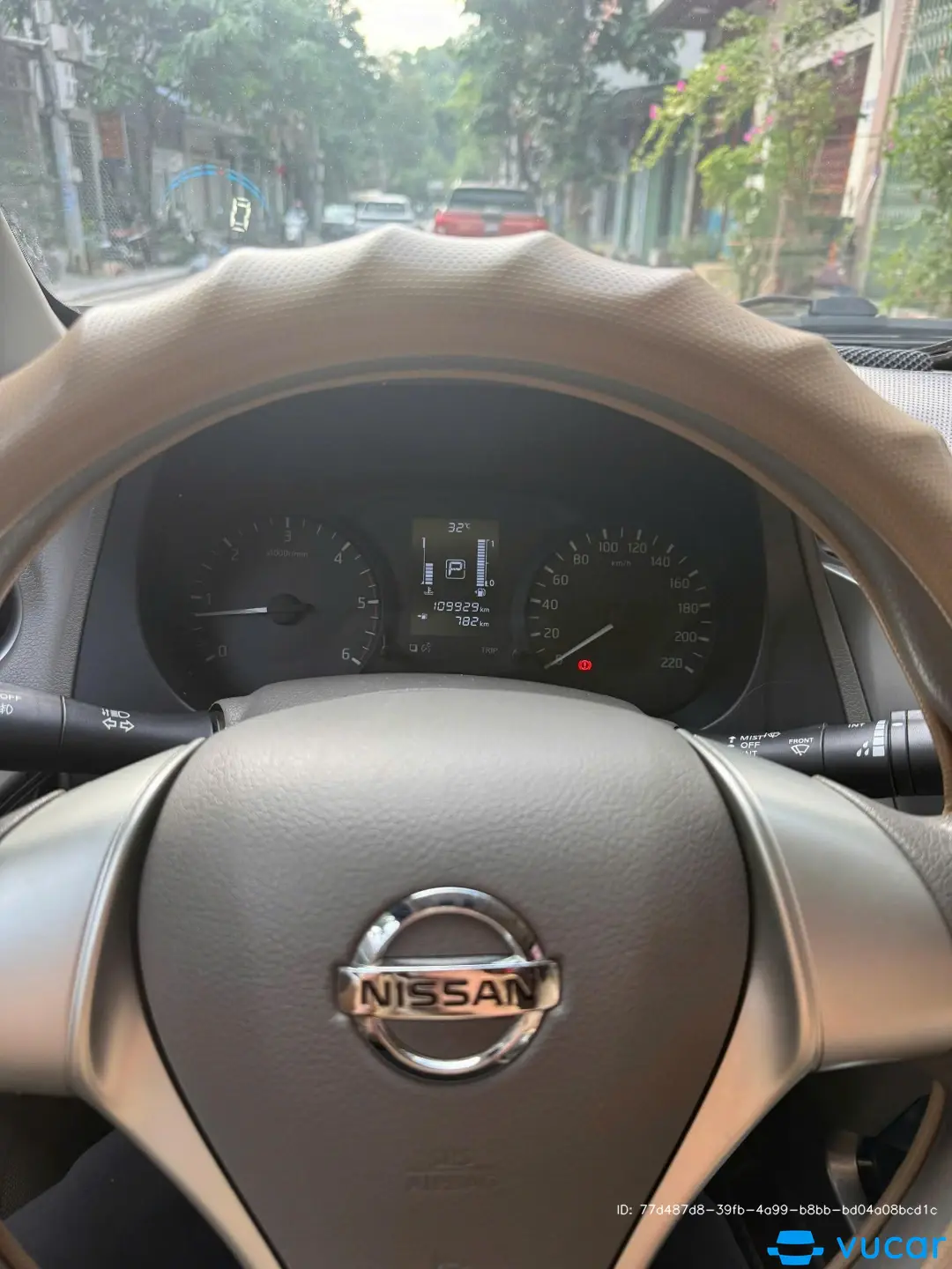 Nissan Navara EL 2.5 AT 2WD 2018 - Nội thất 1