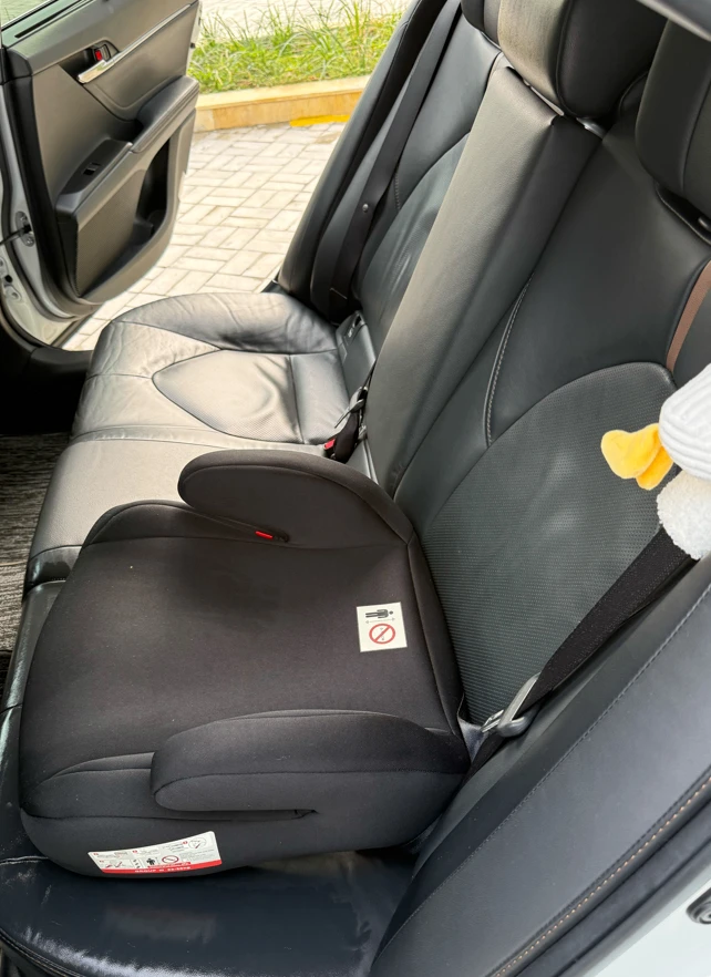 Toyota Camry 2.0Q 2022 - Nội thất 3