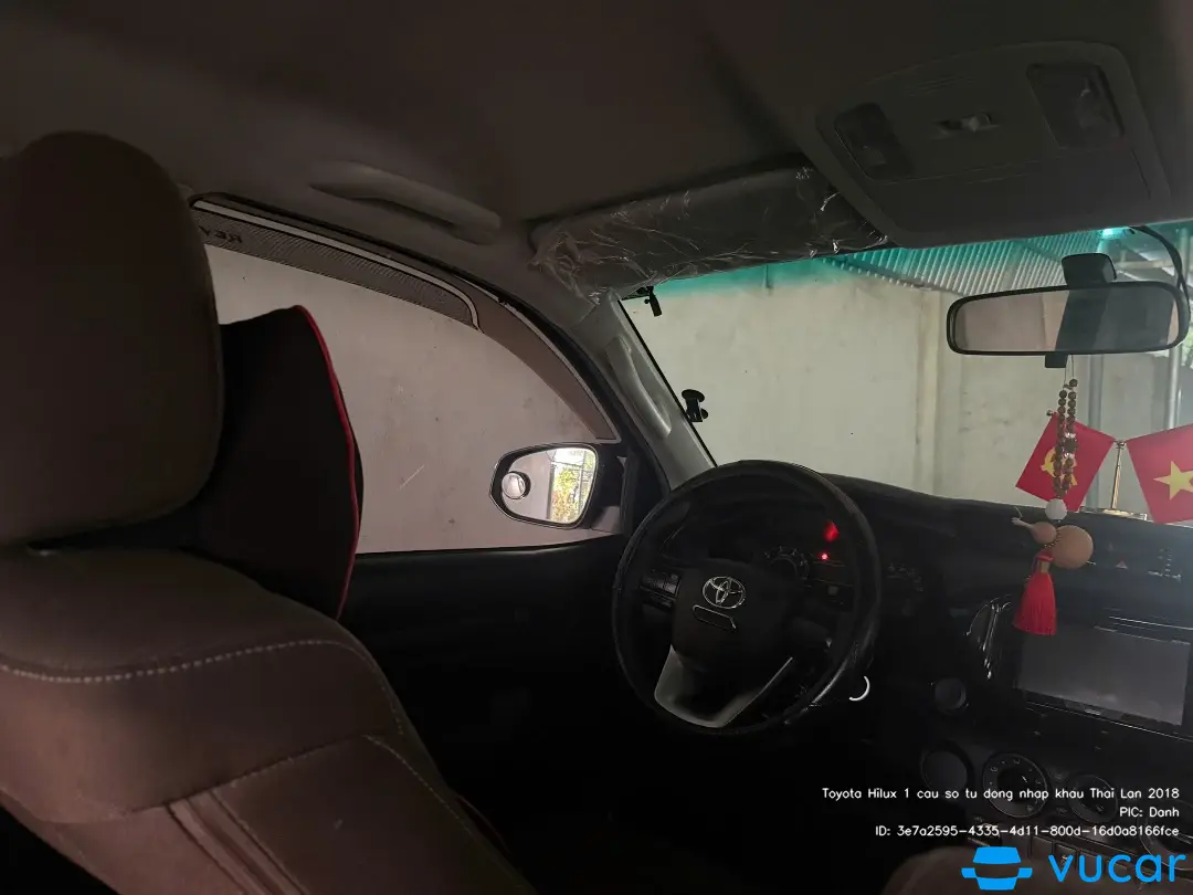 Toyota Hilux 1 cầu số tự động nhập khẩu Thái Lan 2018 - Nội thất 7