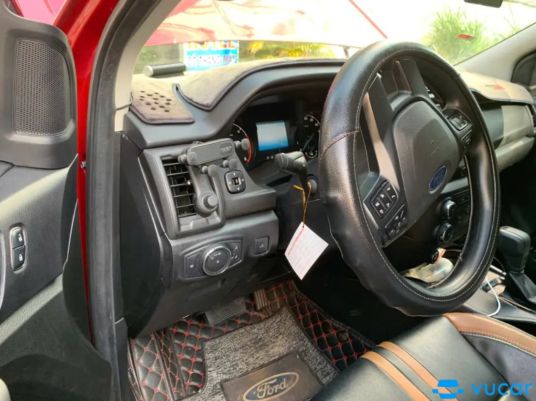 Ford Ranger XLS 2.2L 4x2 AT 2022 - Nội thất 3