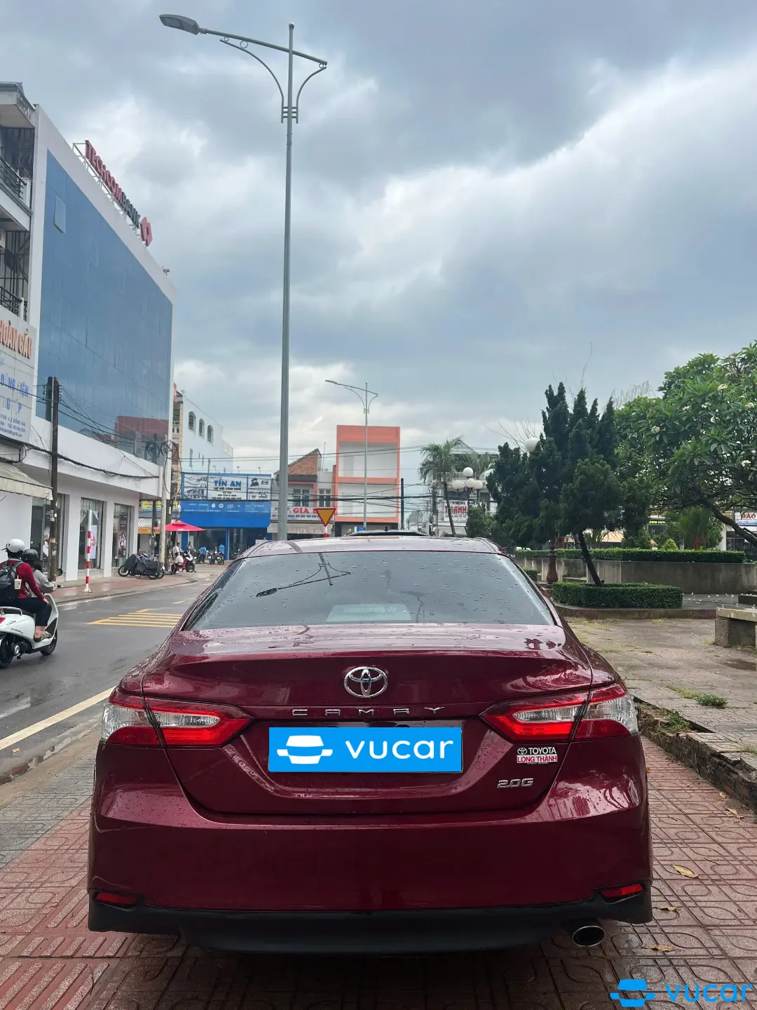 Toyota Camry 2.0G 2021 - Ngoại thất 1