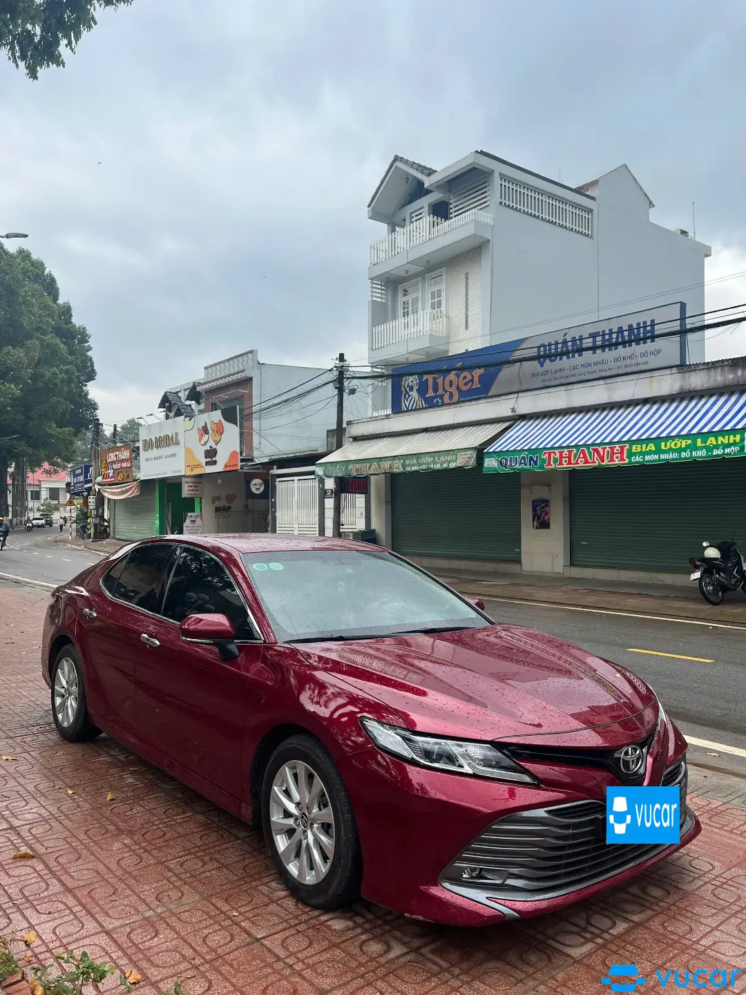 Toyota Camry 2.0G 2021 - Ngoại thất 3
