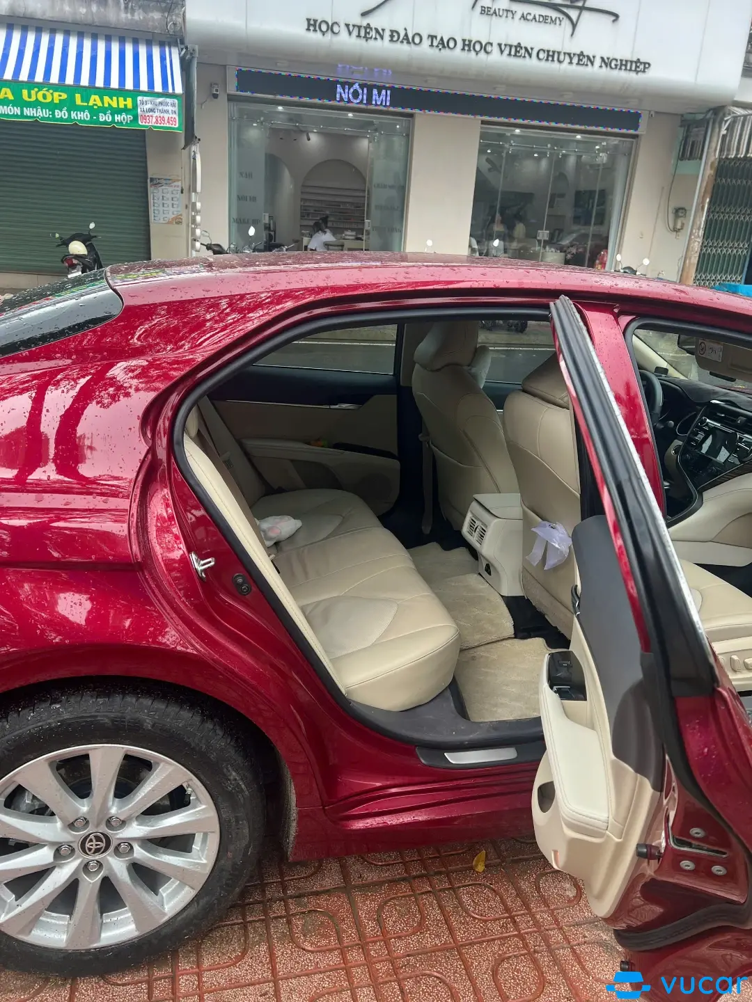 Toyota Camry 2.0G 2021 - Ngoại thất 9