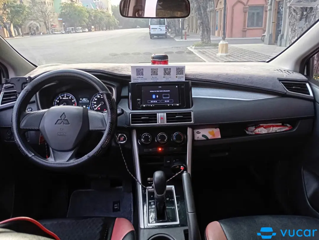 Mitsubishi Xpander 1.5 AT 2022 - Nội thất 6