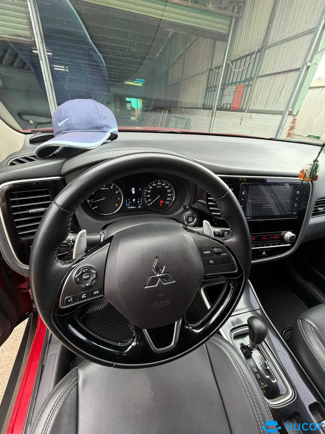 MITSUBISHI OUTLANDER 2.0 CVT 2021 - Nội thất 1