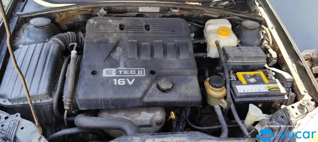 Daewoo Lacetti EX 2009 - Khoang động cơ 2