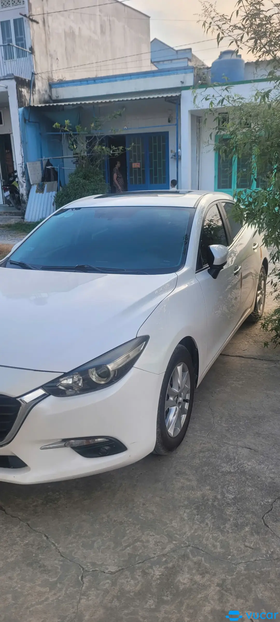 Mazda 3 1.5L Luxury 2019 - Ngoại thất 4