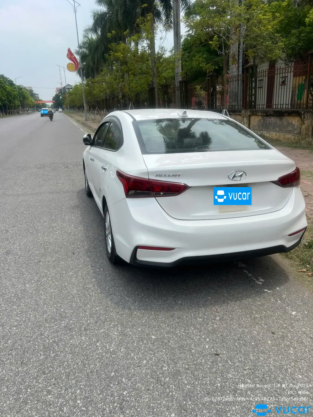 Hyundai Accent 1.4 MT Đủ 2019 - Ngoại thất 1
