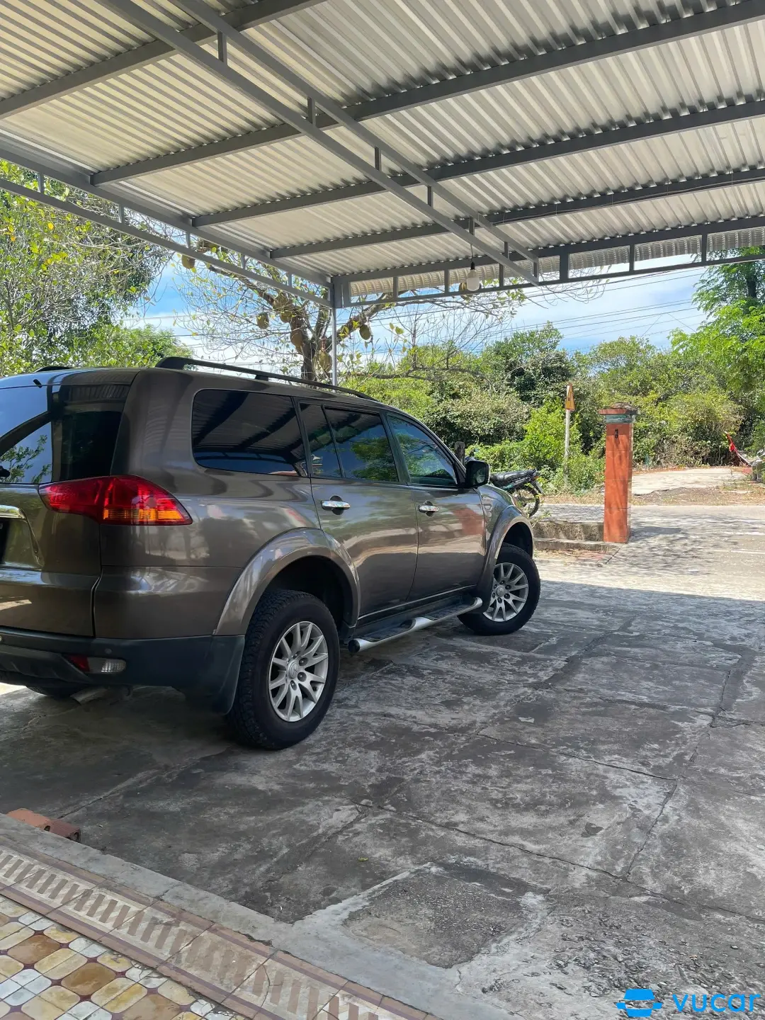 Ảnh xe Mitsubishi Pajero Sport Auto 1 cầu 2013