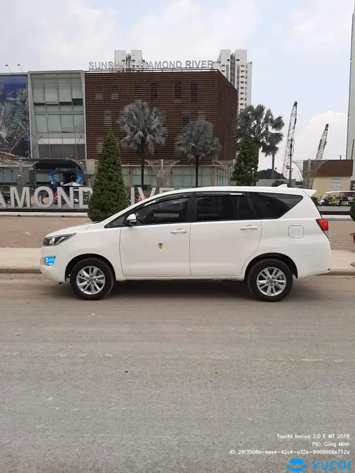 Toyota Innova 2.0 E MT 2018 - Ngoại thất 6