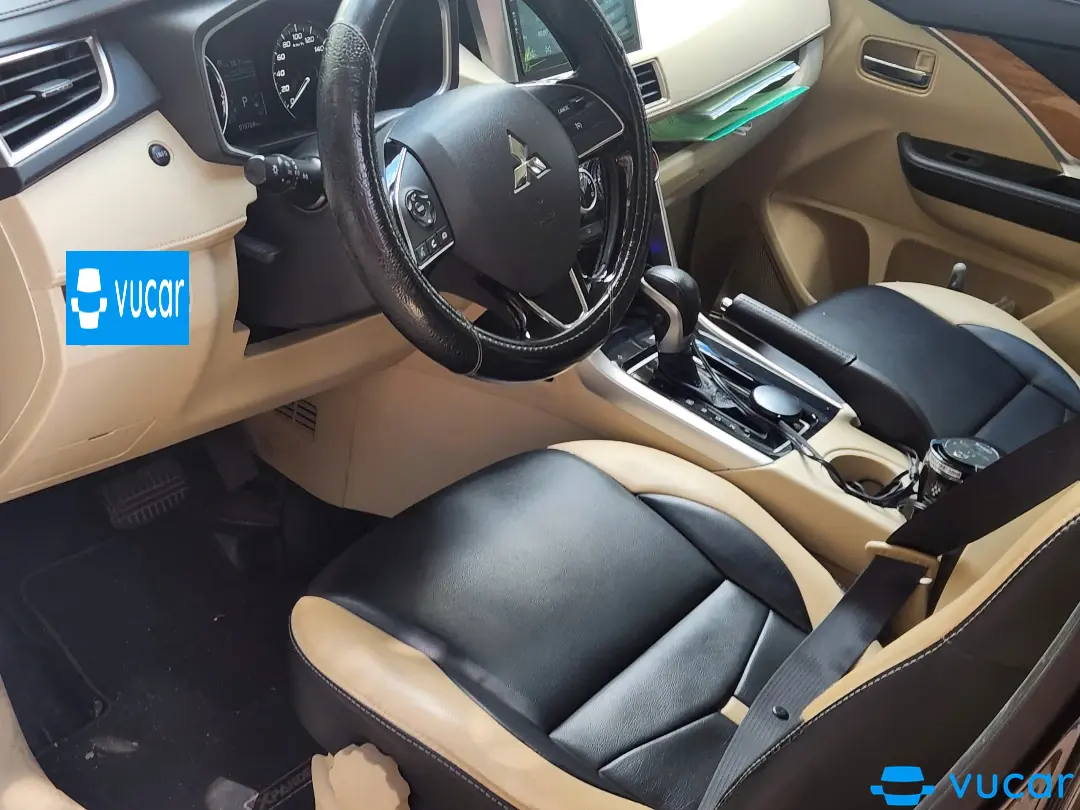 Mitsubishi Xpander 1.5 AT 2019 - Nội thất 4
