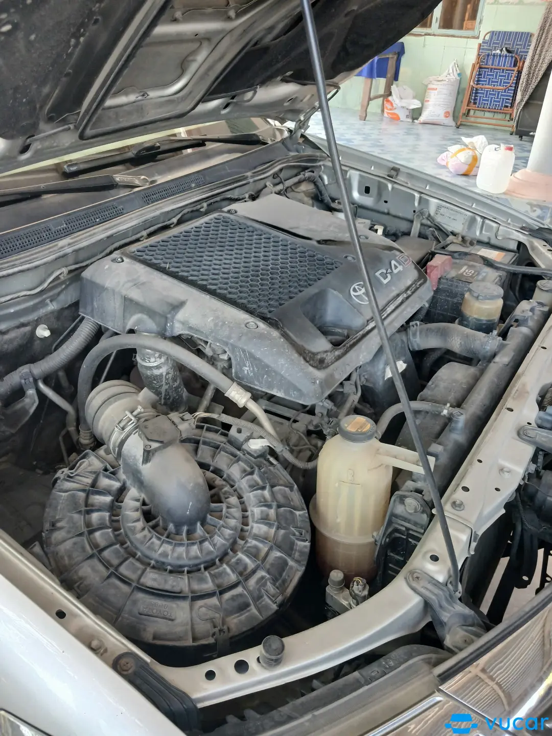 toyota Fotuner 2016 máy dầu 2.4 - Khoang động cơ 1