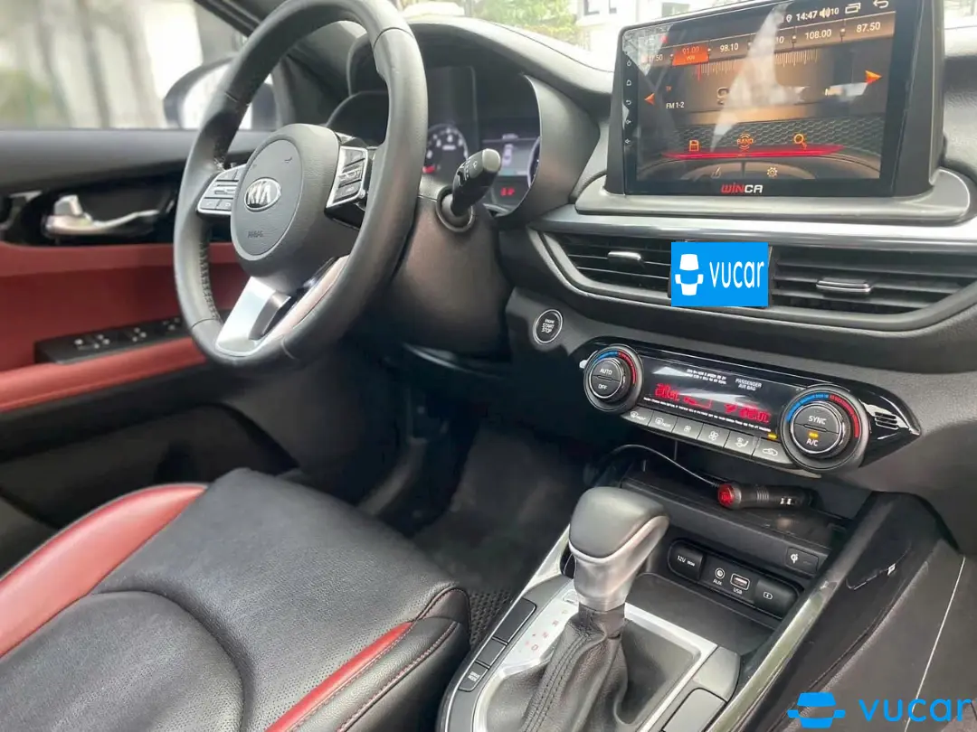 Kia Cerato 2.0 AT Premium 2021 - Nội thất 4