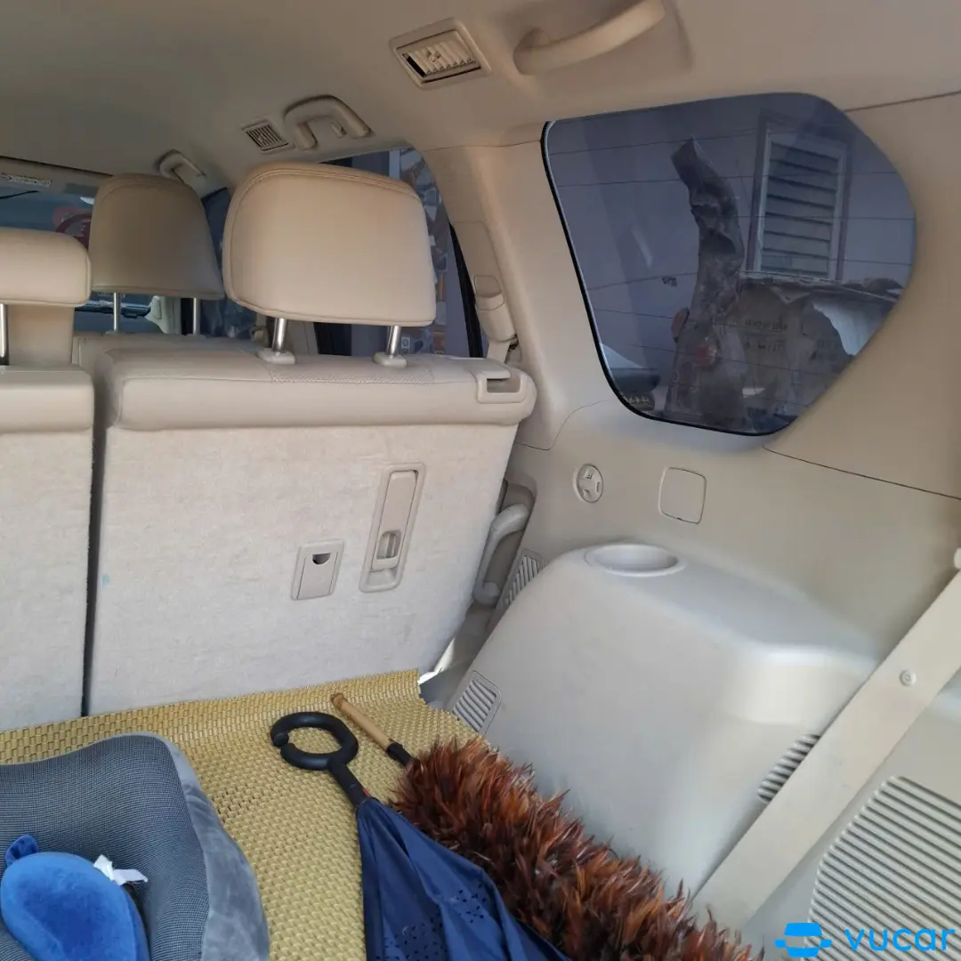 Toyota Land Cruiser Prado 2019 - Nội thất 6