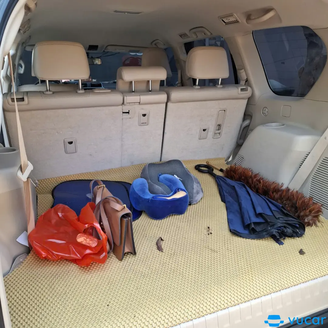 Toyota Land Cruiser Prado 2019 - Nội thất 8