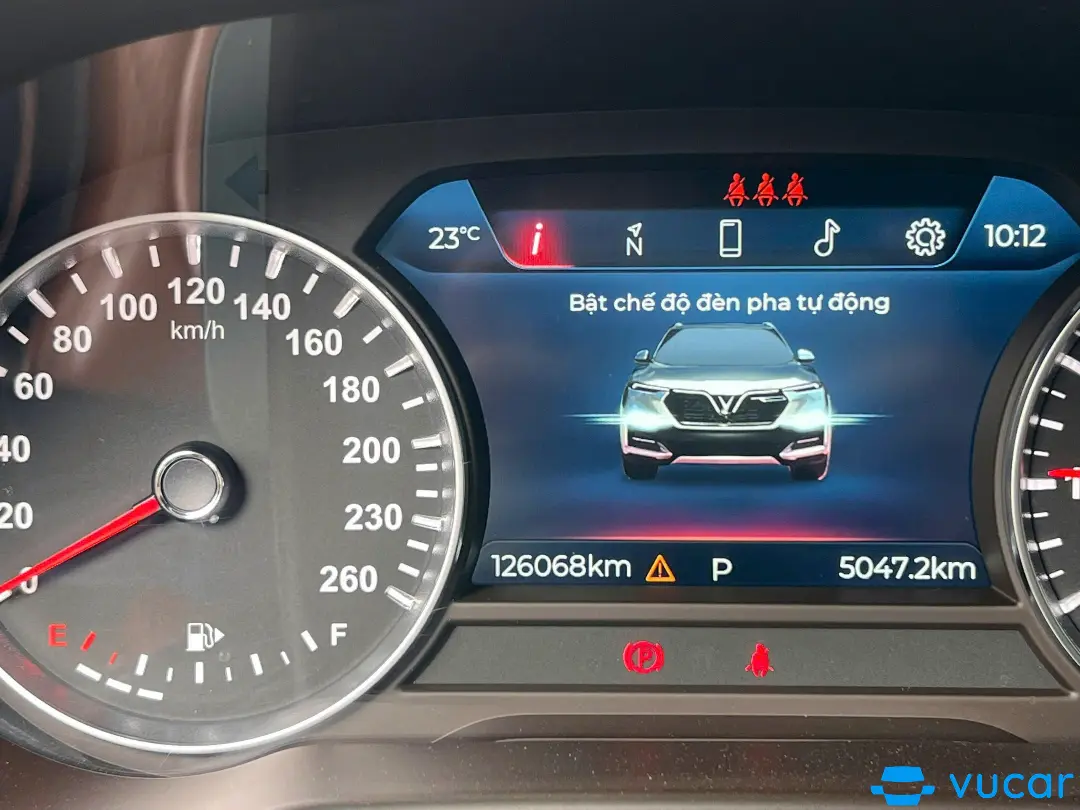 VinFast Lux sa 2.0 Premium 2.0 AT 2019 - Nội thất 2