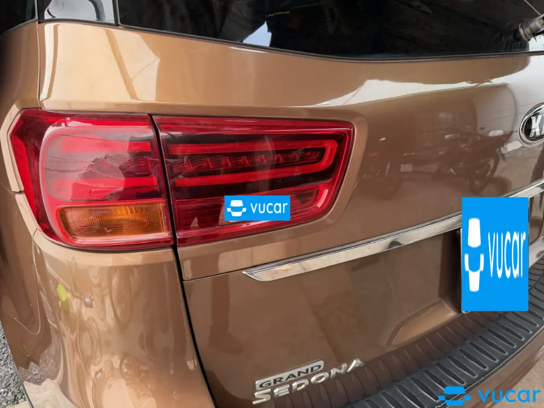 Kia Sedona 2020 2.2 FL DATH - Ngoại thất 4