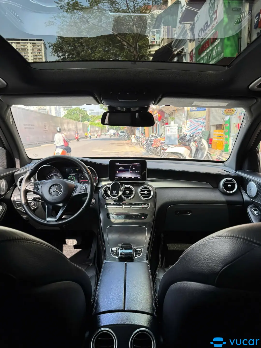 Mercedes Glc 300 4Matic 2018 - Nội thất 2