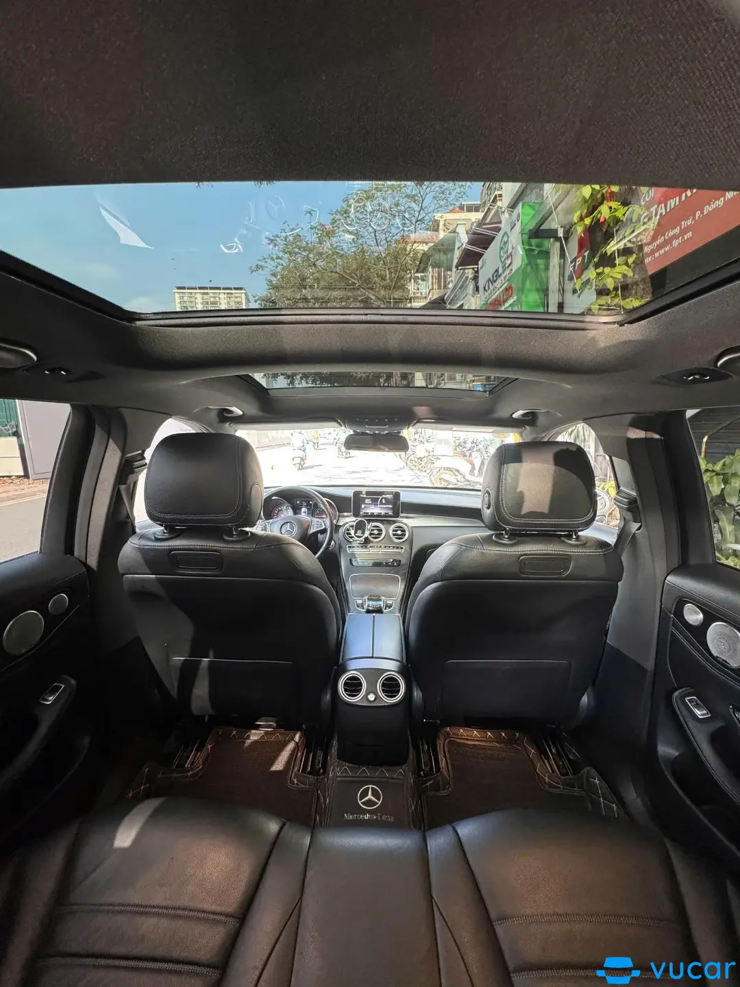 Mercedes Glc 300 4Matic 2018 - Nội thất 5
