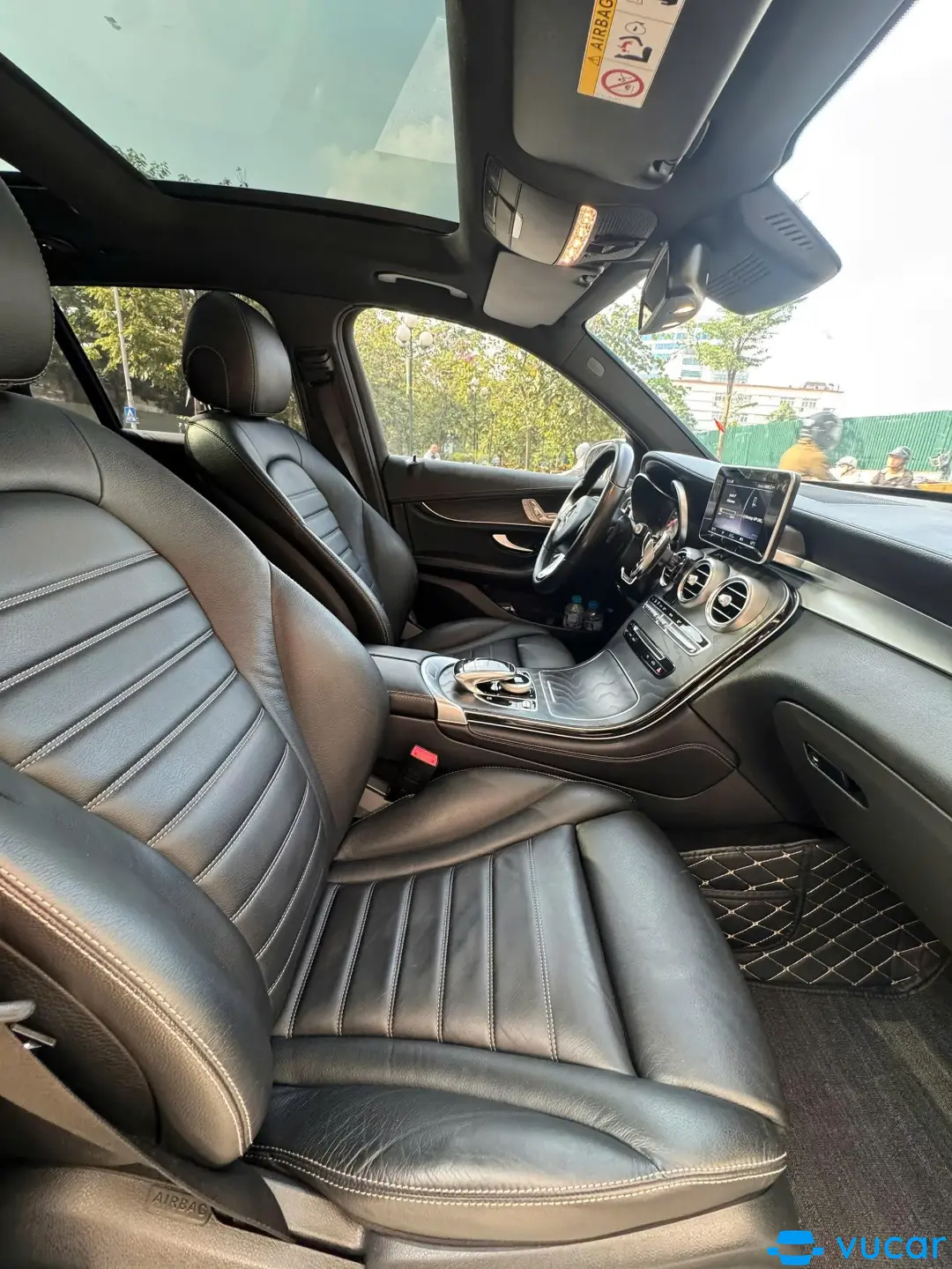 Mercedes Glc 300 4Matic 2018 - Nội thất 6