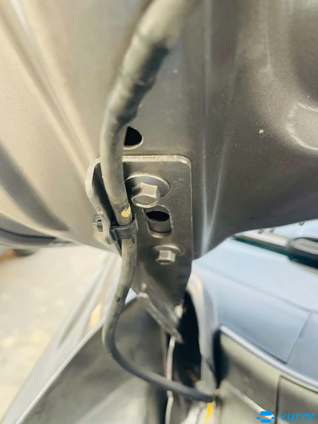 Honda CRV 2.4 AT 2015 - Khoang động cơ 1