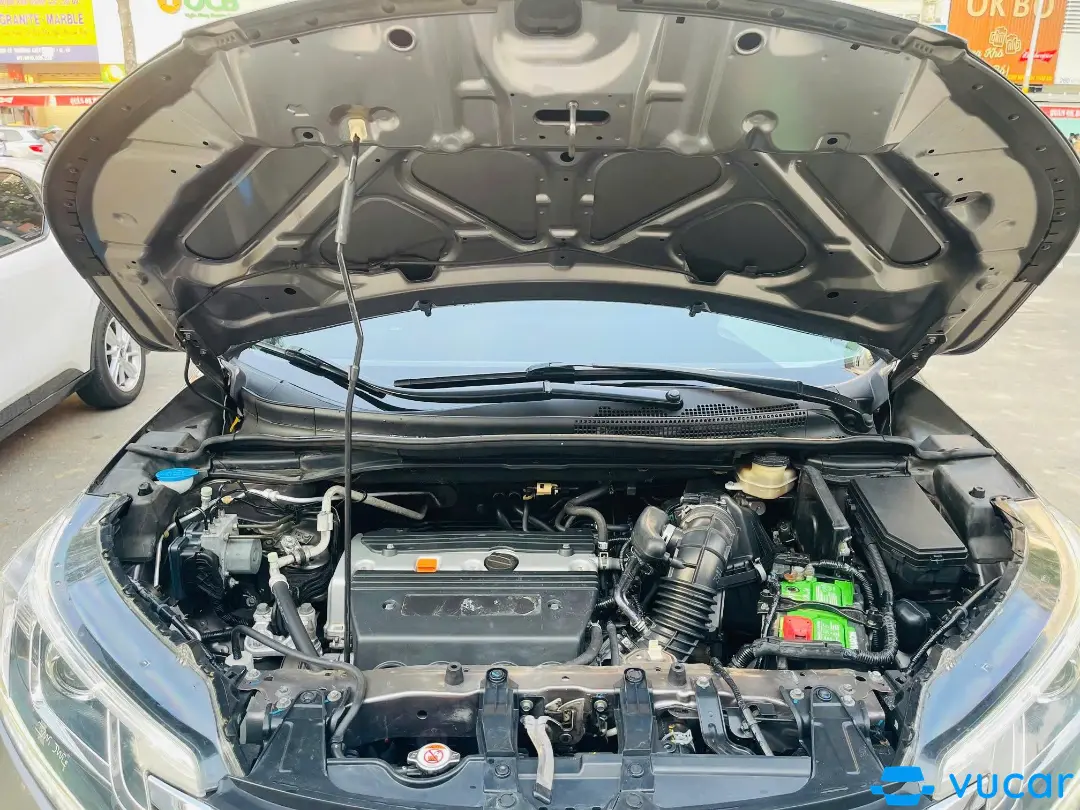 Honda CRV 2.4 AT 2015 - Khoang động cơ 2