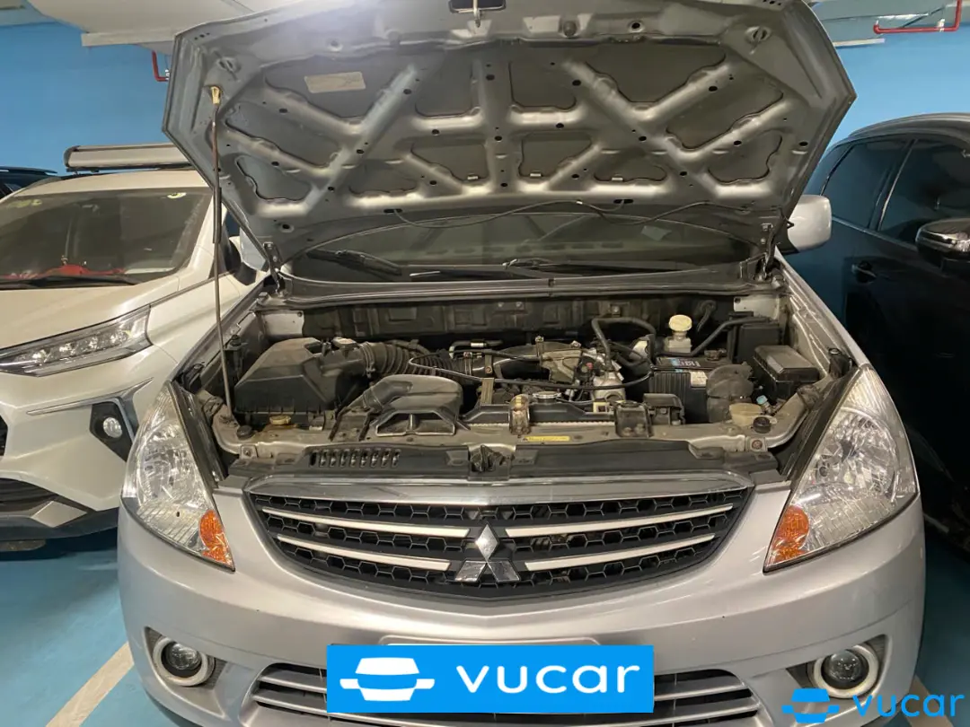 Ảnh xe Mitsubishi Zinger GLS 2.4 MT 2009