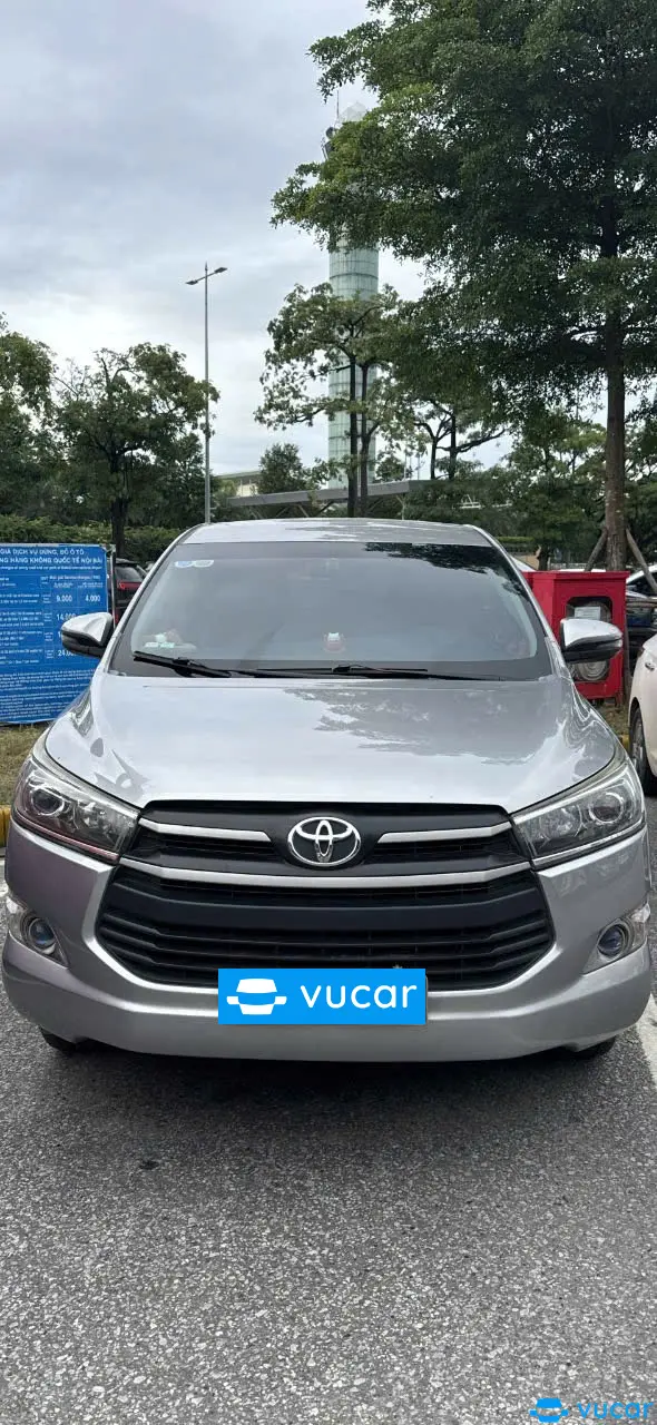 Ảnh xe Toyota Innova Số sàn 2018 