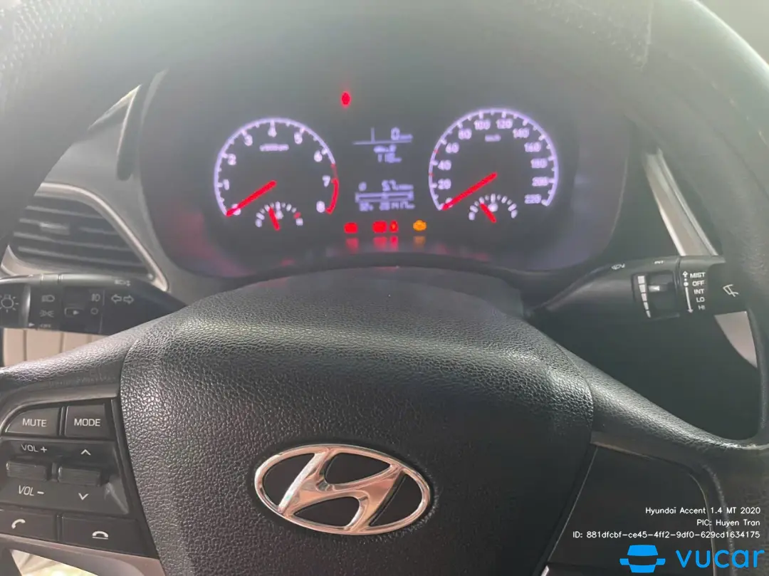 Hyundai Accent 1.4 MT 2020 - Nội thất 3