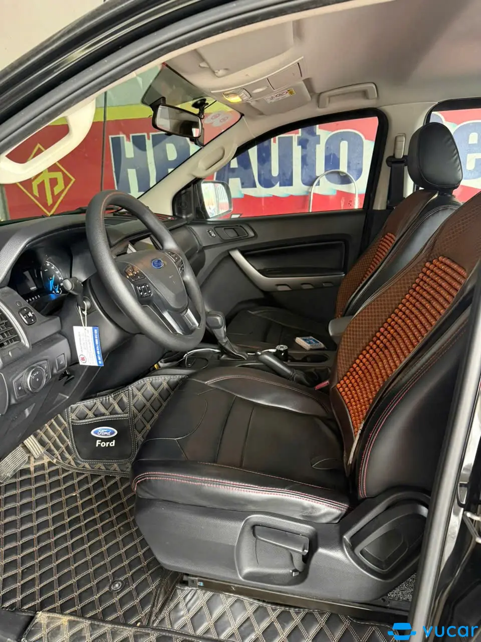 Ford Ranger XLS 2.2L 4x2 AT 2021 - Nội thất 9