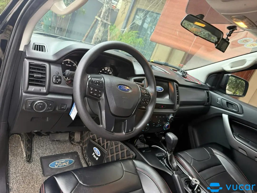 Ford Ranger XLS 2.2L 4x2 AT 2021 - Nội thất 10
