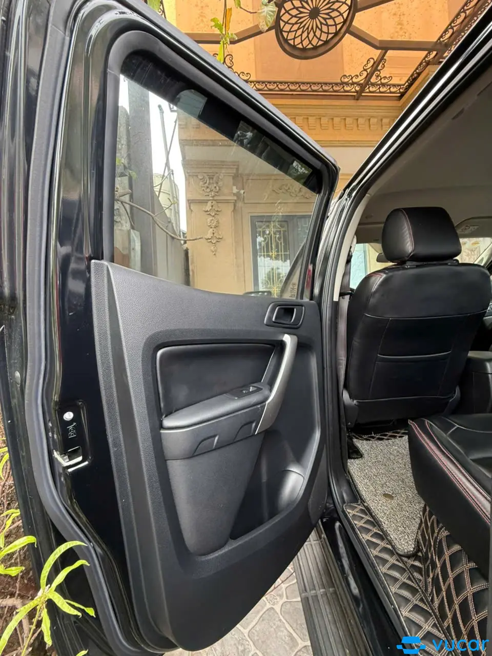 Ford Ranger XLS 2.2L 4x2 AT 2021 - Nội thất 4