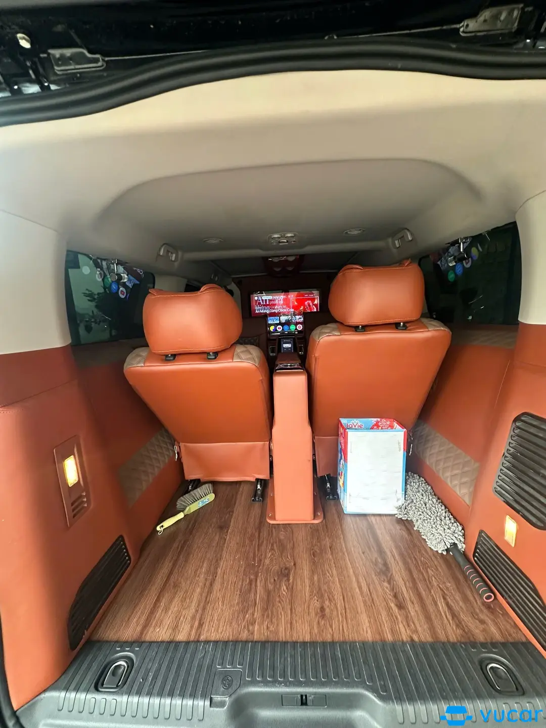 Peugeot Traveller Premium 2019 - Nội thất 2