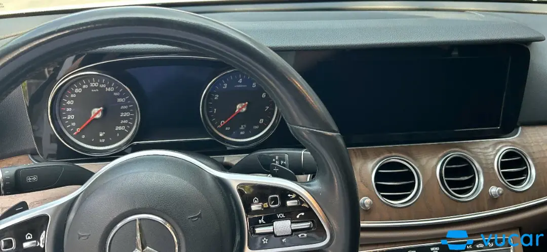 Mercedes E class 2019 E200  - Nội thất 4