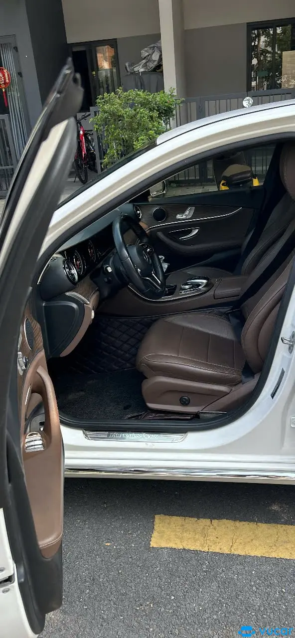 Mercedes E class 2019 E200  - Nội thất 2
