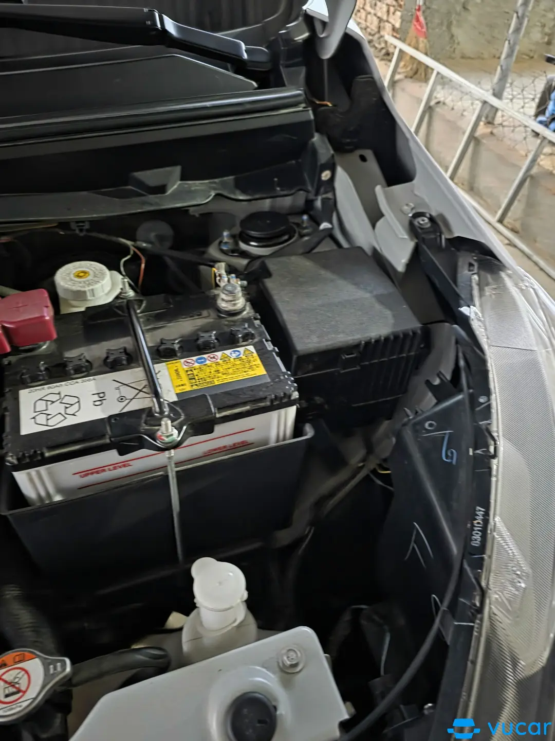 Mitsubishi Attrage 1.2 MT 2024 - Khoang động cơ 3